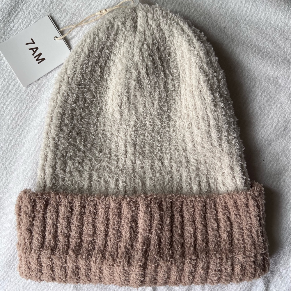 Women's Cream and Tan Knit Beanie